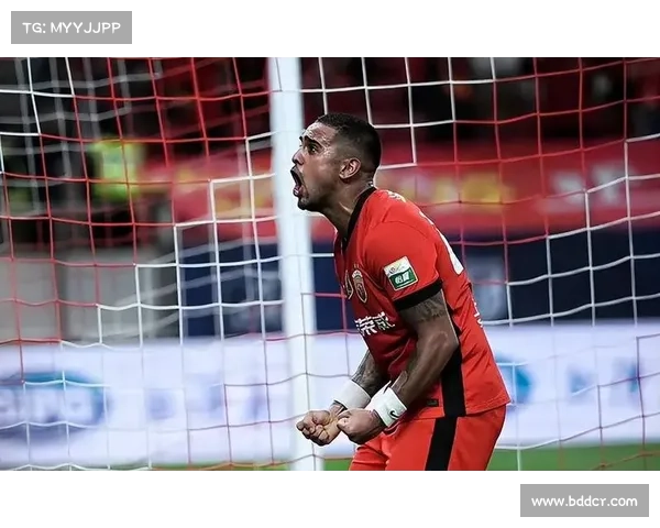 范巴斯滕缔造荷甲传奇单赛季进球纪录至今无人能破